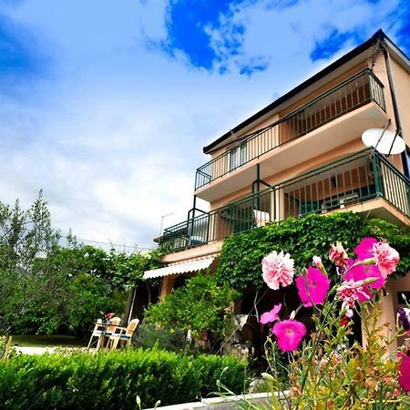 Apartments Franic โพลเช ภายนอก รูปภาพ