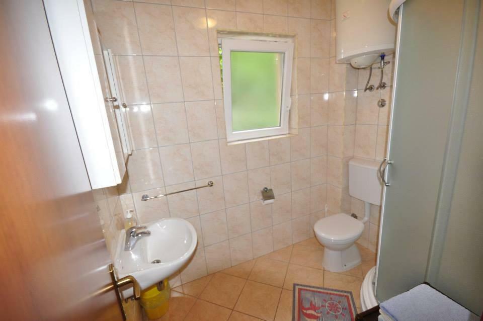Apartments Franic โพลเช ภายนอก รูปภาพ